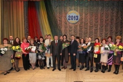 Переможці «Учитель року – 2013» Чернігова отримали заслужені нагороди