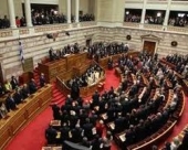 Парламент Греції схвалив скорочення держслужбовців, якого вимагають кредитори