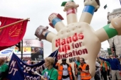 Профспілки освітян Великобританії взяли участь у марші проти жорсткої економії